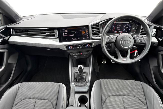 AUDI A1 Photo 10