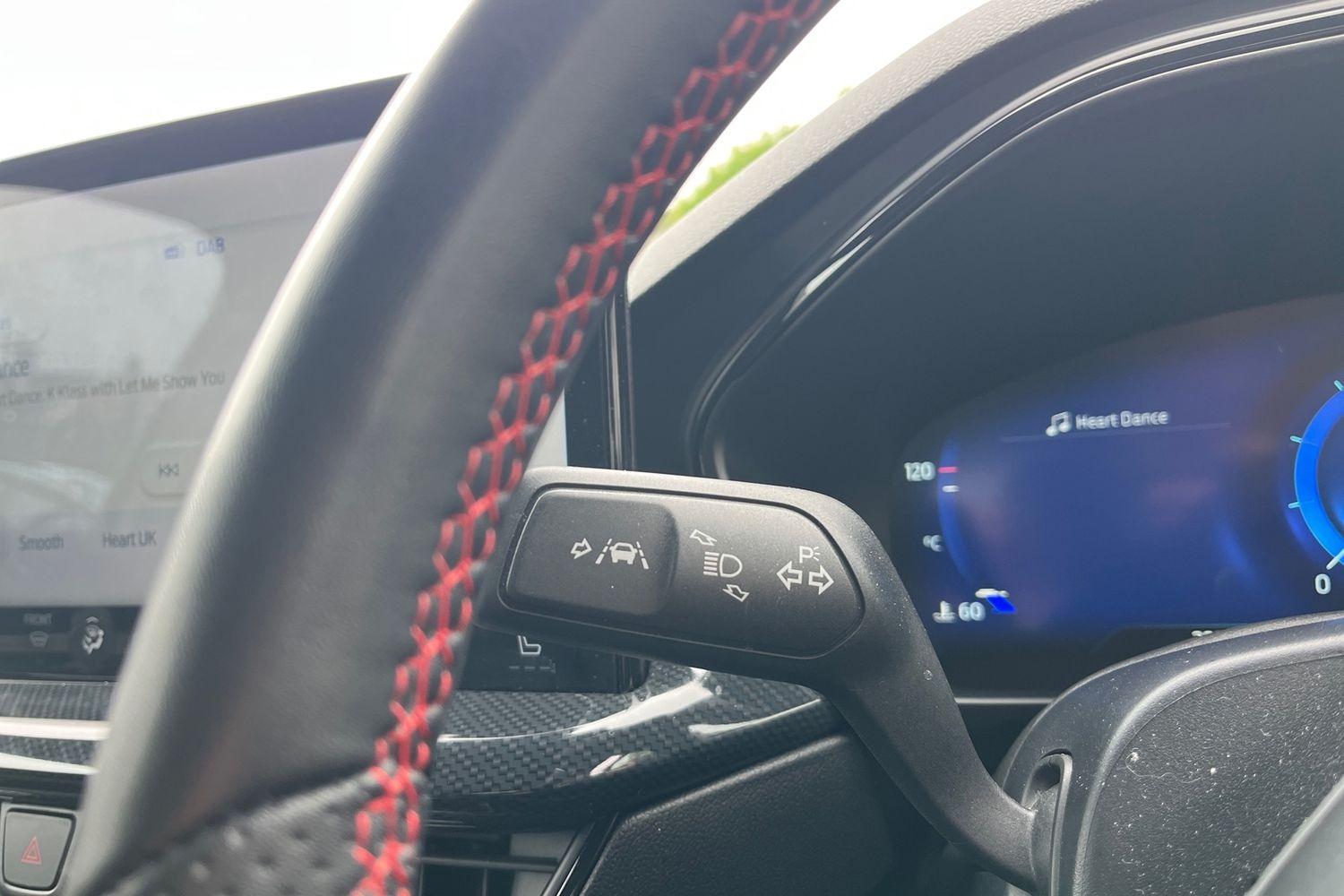 Ford FOCUS Photo 13
