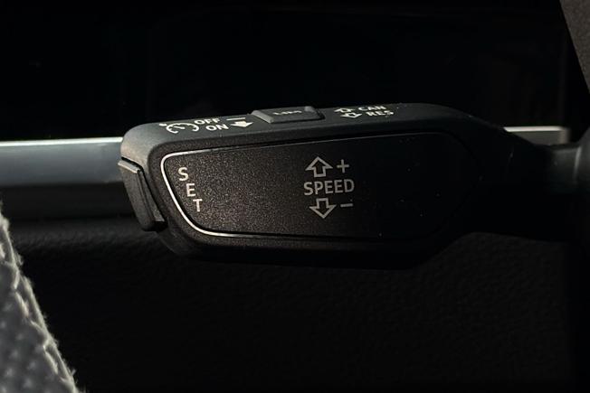 Audi Q3 Photo 38