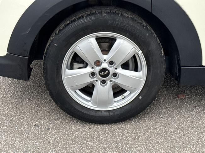 MINI Hatch Photo 25