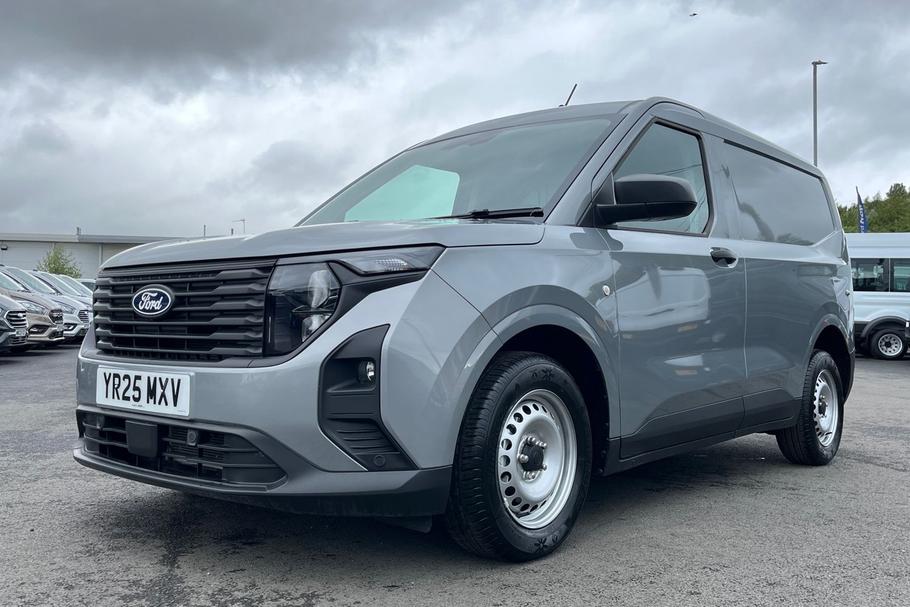 Used FORD TRANSIT COURIER YR25MXV 36