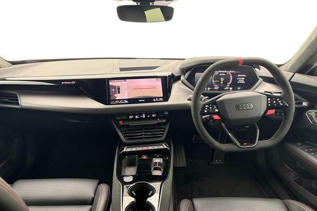 AUDI RS e-tron GT Photo 10