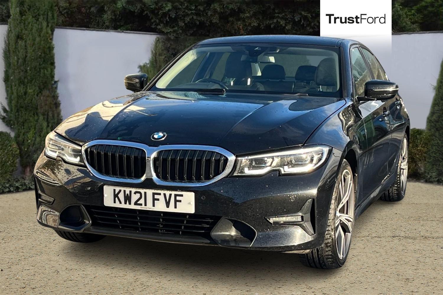 BMW 3 SERIES Photo 4