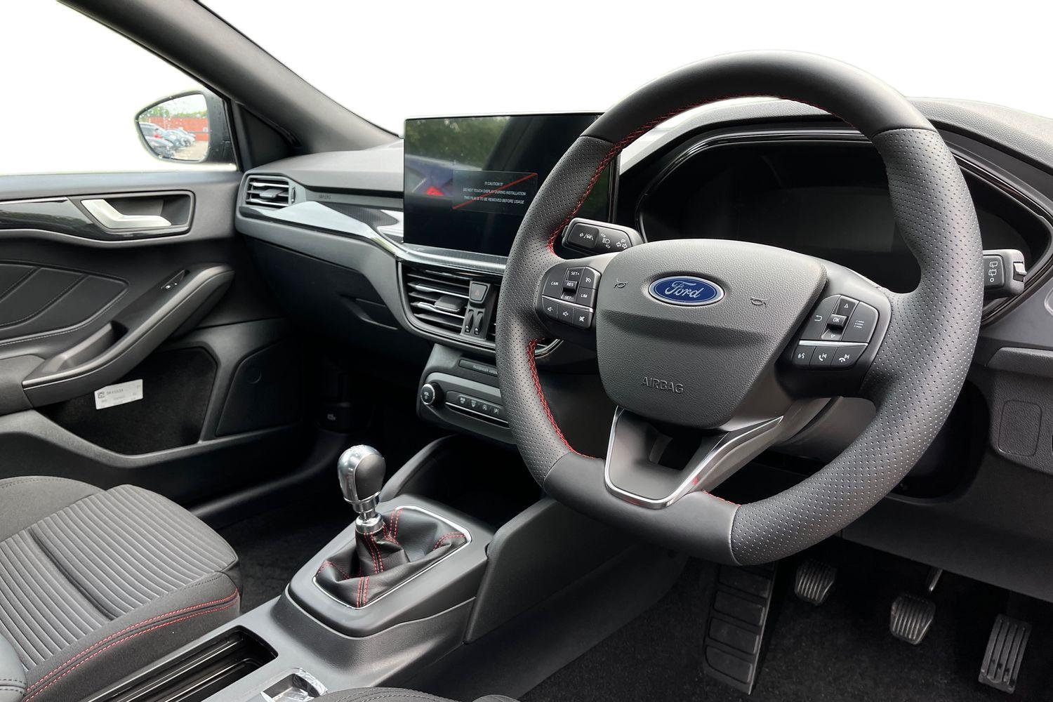 Ford Focus Photo 8