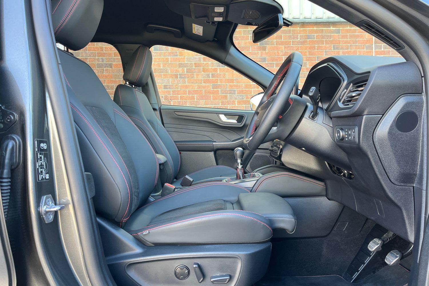 Ford Kuga Photo 31