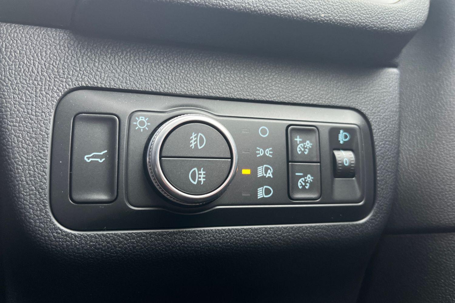 Ford KUGA Photo 30