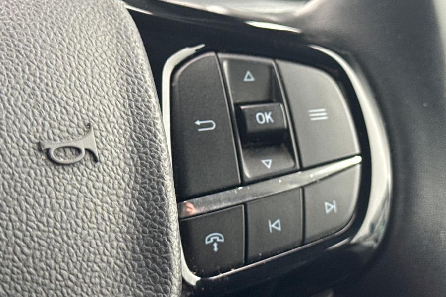 Ford TRANSIT CUSTOM Photo autoimg-b26e47e33616b4a77a3a08c78b737d39cf0f98ab.jpg