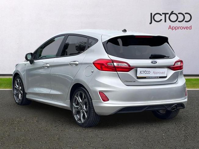 FORD Fiesta Photo 3