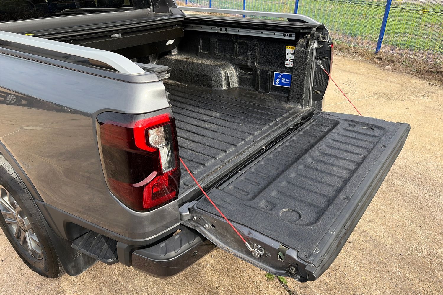 Ford RANGER Photo 4