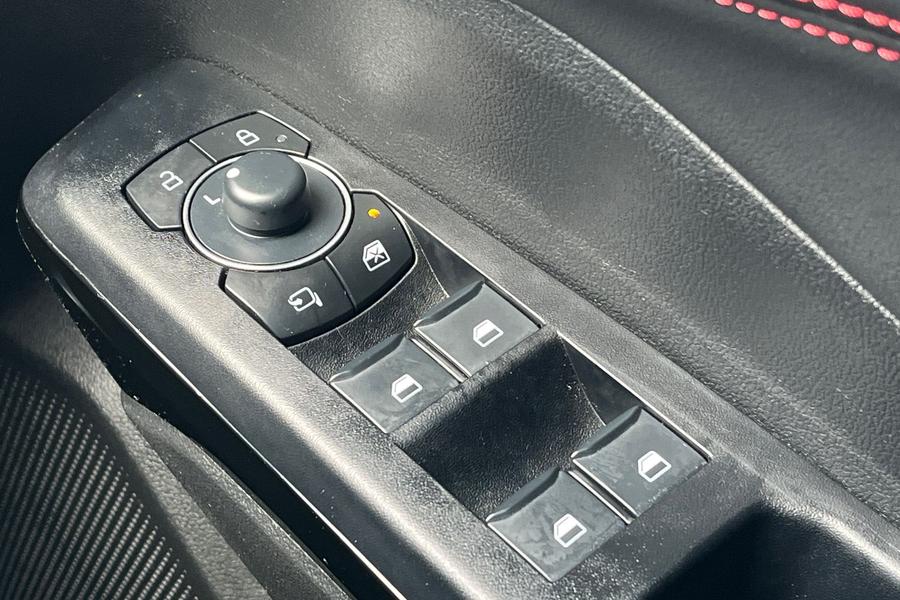 Ford PUMA Photo autoimg-b277acfa366786bf9a114781539985a80ef19e74.jpg