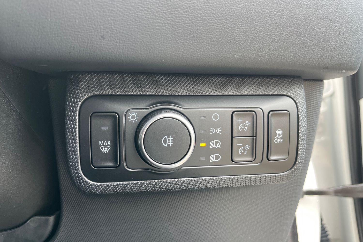 Ford MUSTANG MACH-E Photo 26