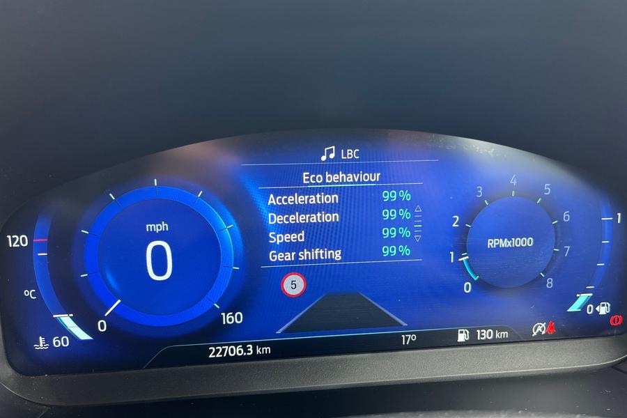 Ford Focus Photo autoimg-b27c841d999f1d00efbdb42fac4092c83cf24adc.jpg