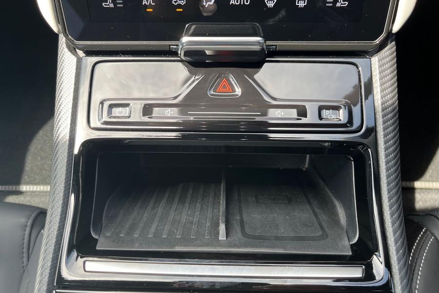 Ford Explorer Photo autoimg-b27e05308fbb32ff18564e5341c5bb67083d2c74.jpg