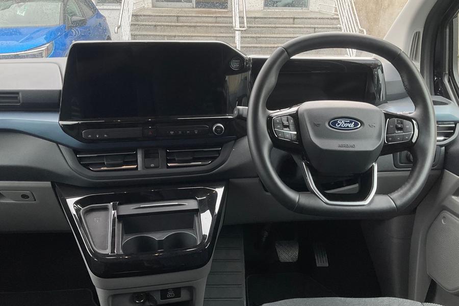 Ford TOURNEO CUSTOM Photo autoimg-b2806e564c9b26bb1c7e7362d81ebef237d71de9.jpg