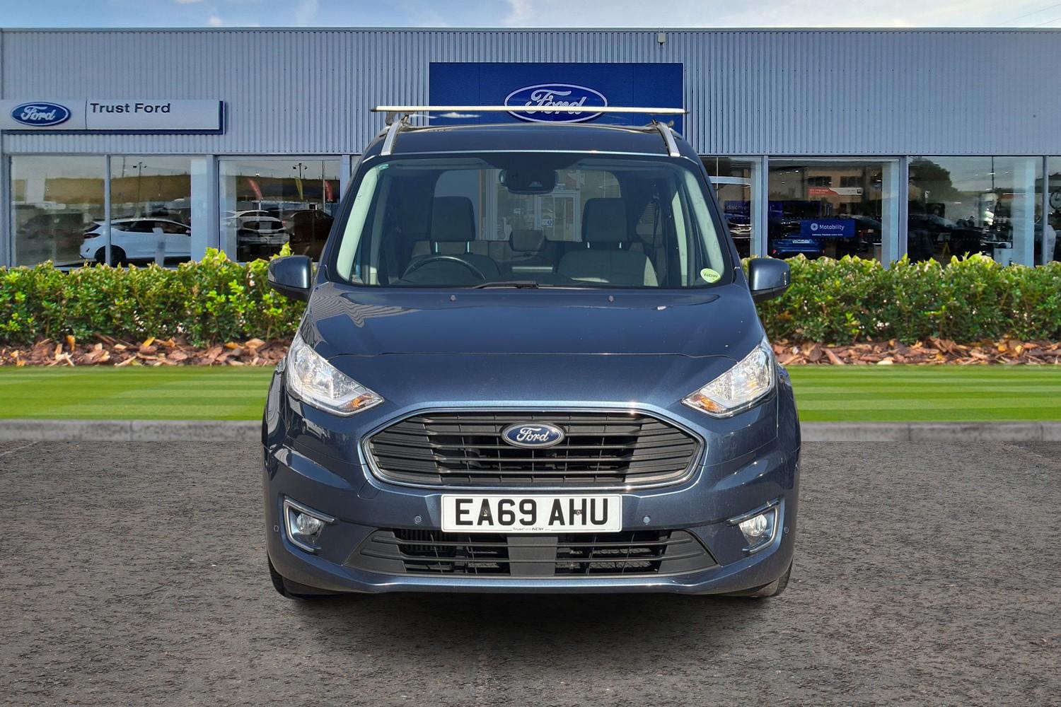 Ford TOURNEO CONNECT Photo 5