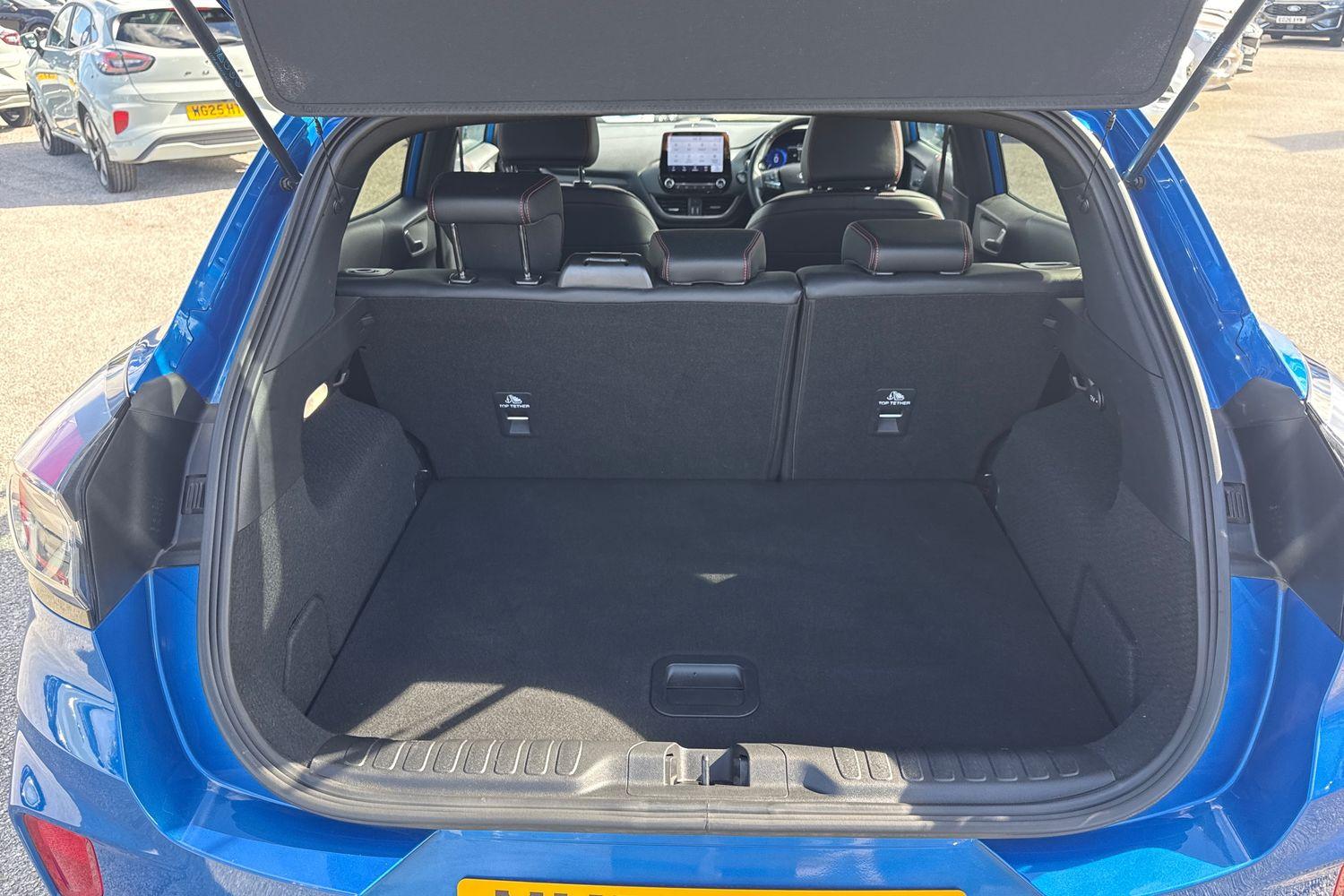 Ford PUMA Photo 20