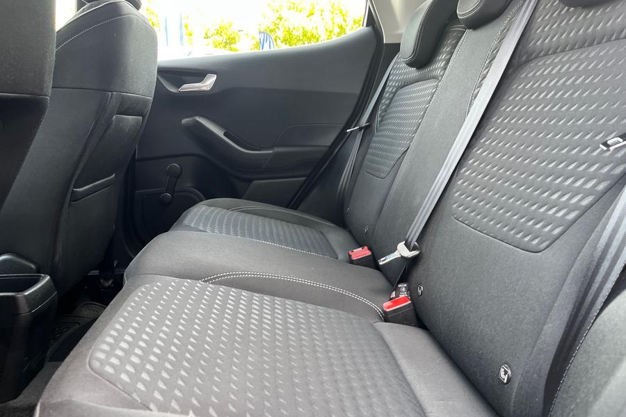 Ford FIESTA Photo autoimg-b2846a9987e799e80a99b913d8bfe3f1e7390b95.jpg