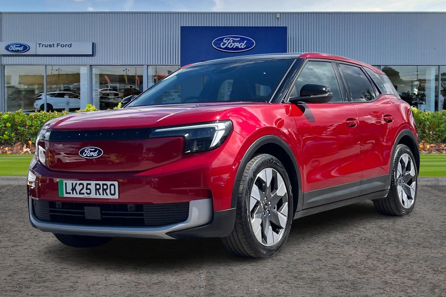 Ford Explorer Photo 4
