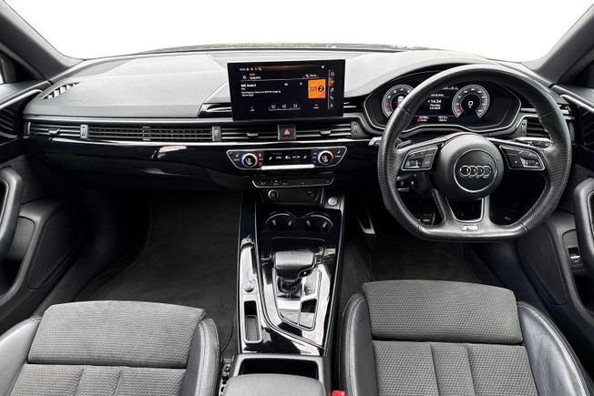 AUDI A4 Avant Photo 10