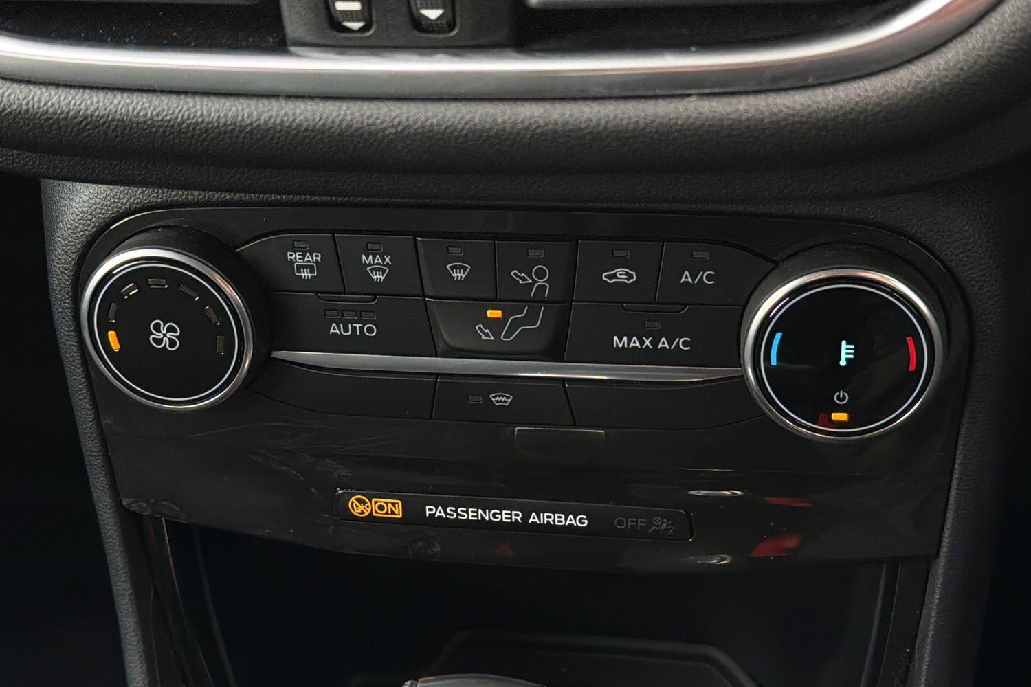 Ford Puma Photo 31