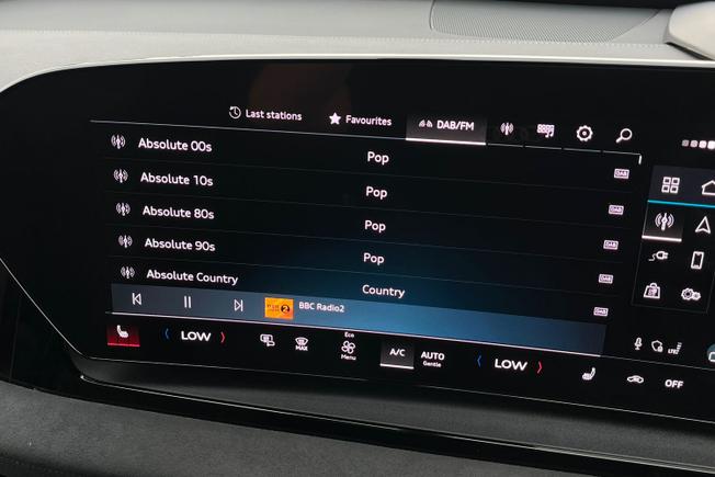 Audi Q6 E-Tron Photo 38