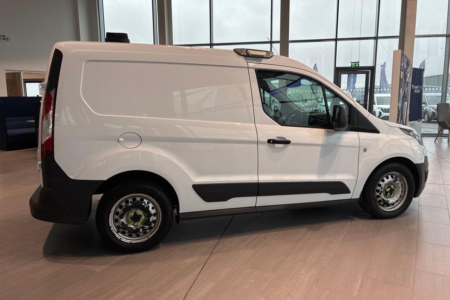 Used Ford Transit Connect YT67CBU 40