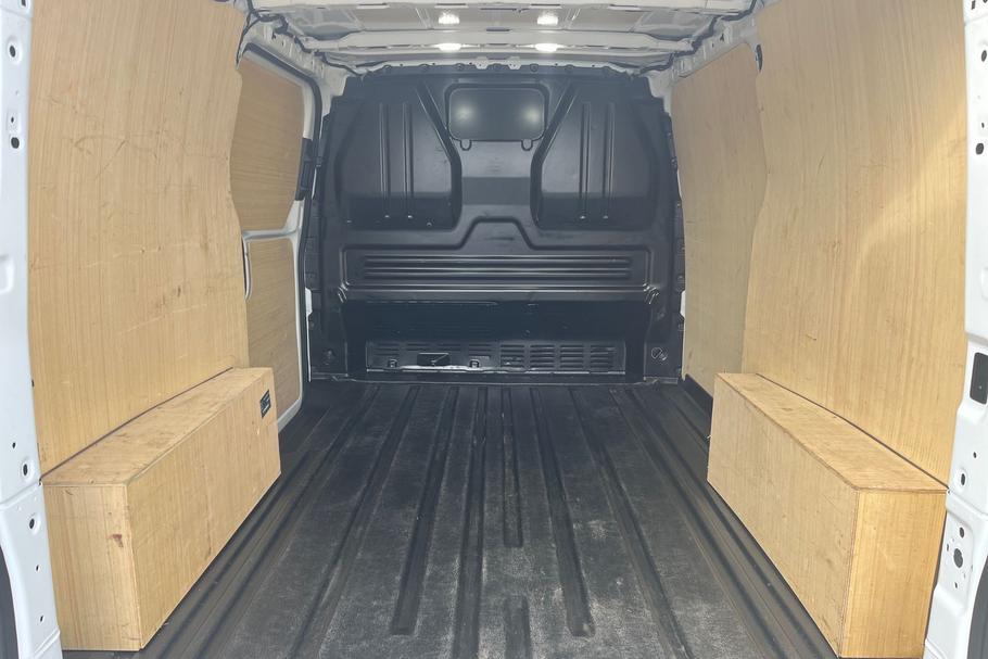 Used FORD TRANSIT CUSTOM LG25ZYS 4