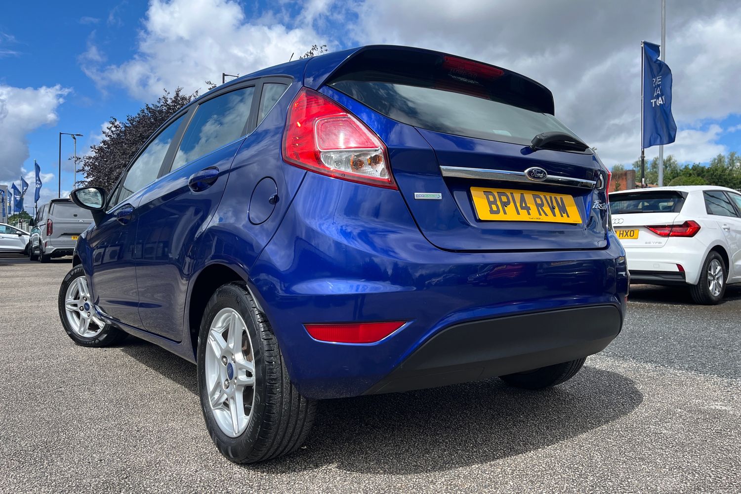 Ford Fiesta Photo 37