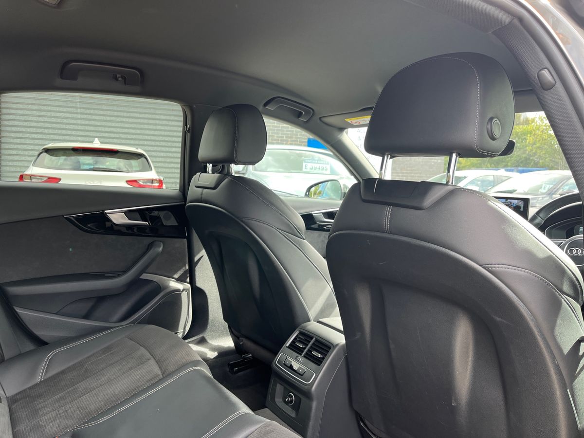 Audi A4 Photo 26