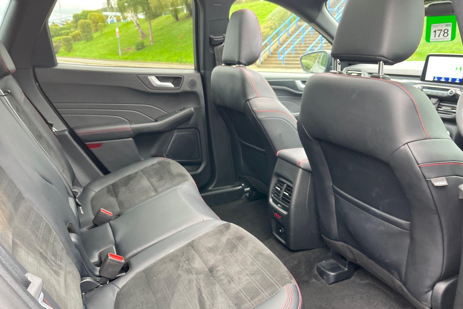 Ford Kuga Photo 37