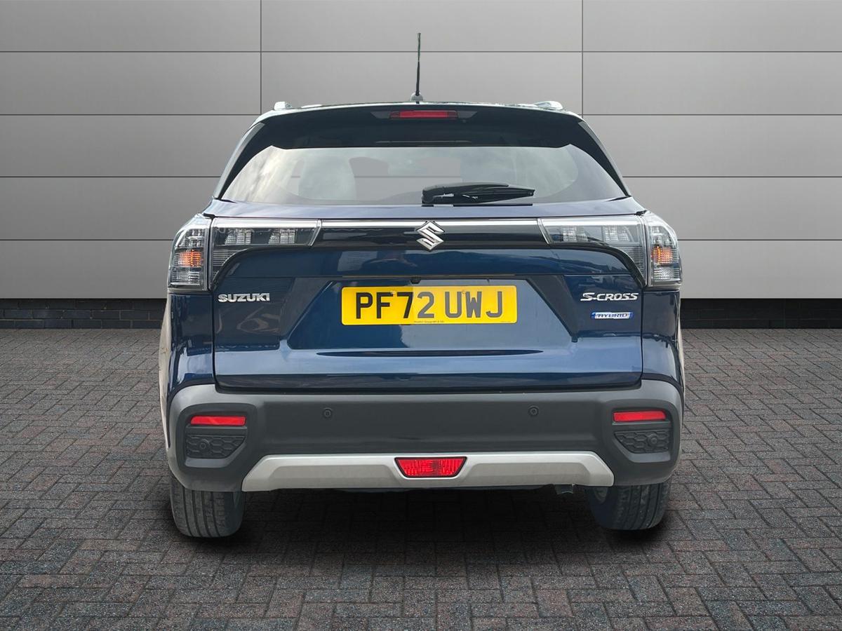 Suzuki S-Cross Photo 6