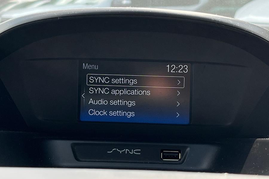 Ford C-MAX Photo autoimg-b298ee3ec6ec109cfa6d077512caa74f520f3a8d.jpg