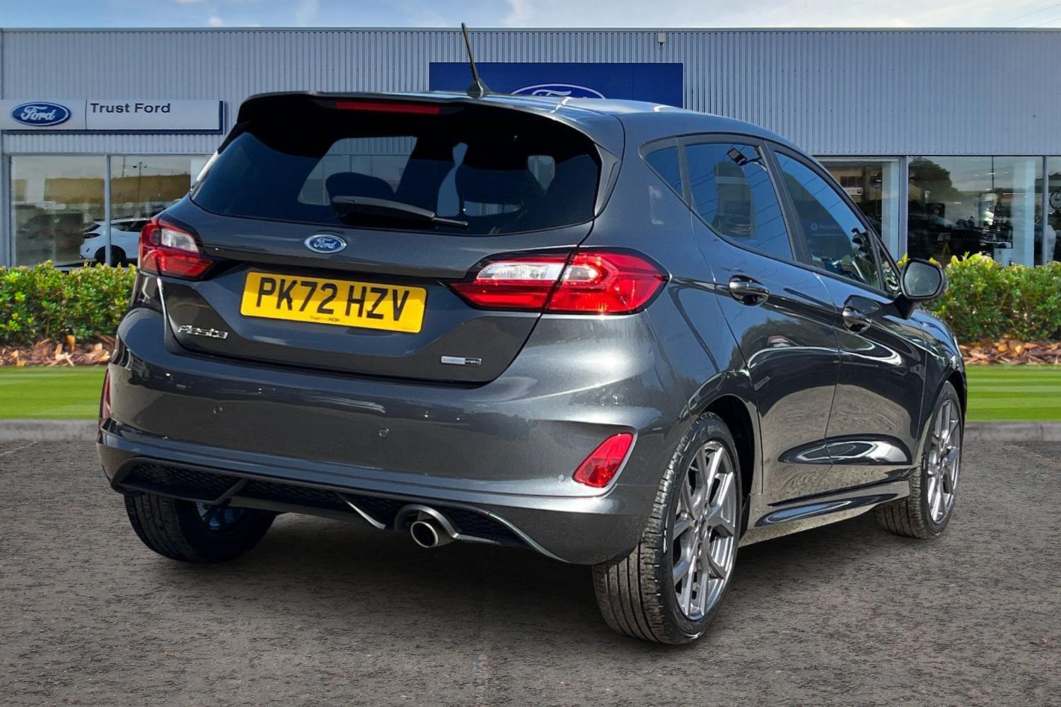 Ford FIESTA Photo 3