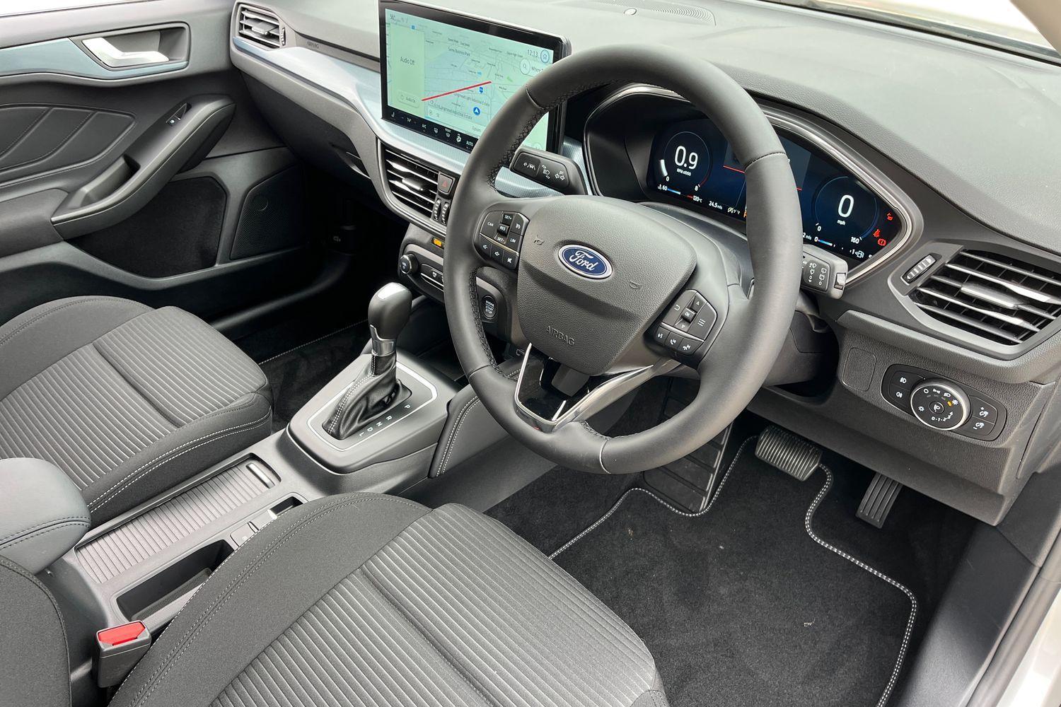 Ford Focus Photo 8