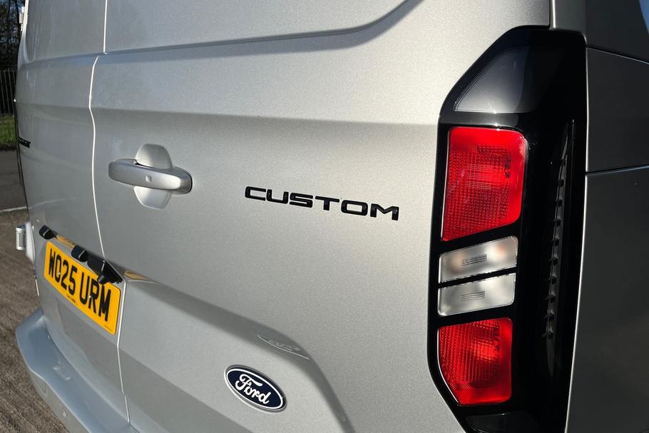 Used Ford TRANSIT CUSTOM 19
