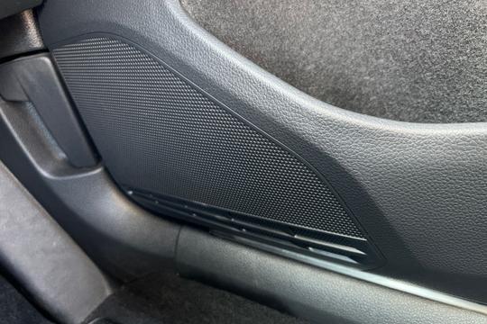 Volkswagen Golf GTI Performance Photo autoimg-b2a409bab71a1f483019f9845867b3eac2d0186f.jpg