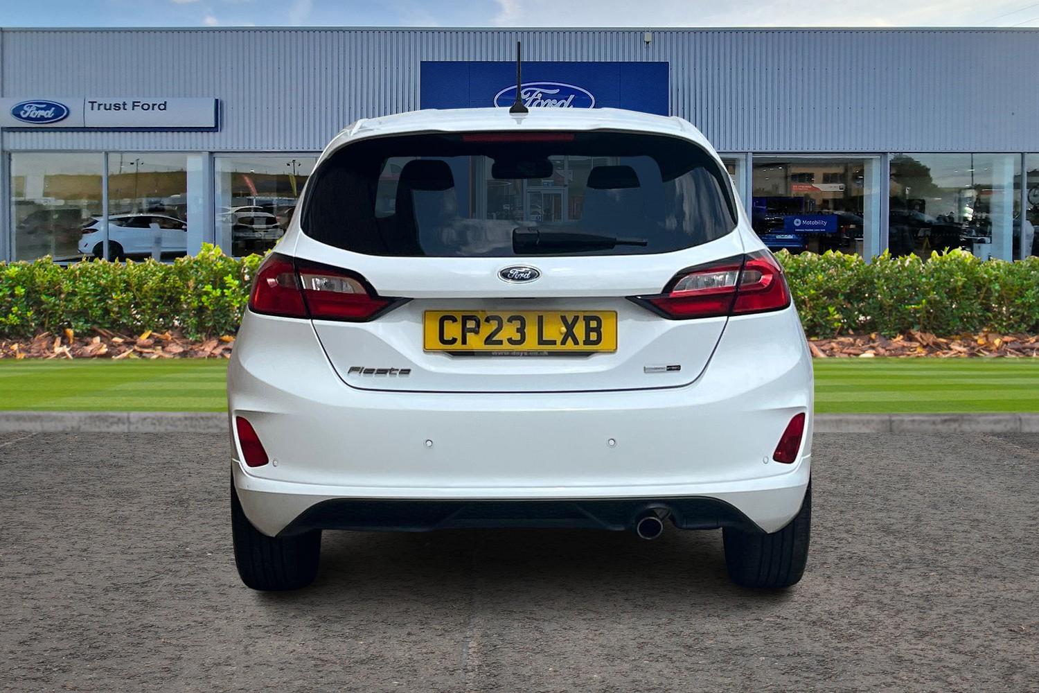 Ford FIESTA Photo 6