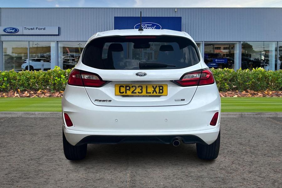 Ford FIESTA Photo autoimg-b2a6f1c0a7174dd1fe224f358d2f50b1caf9a076.jpg