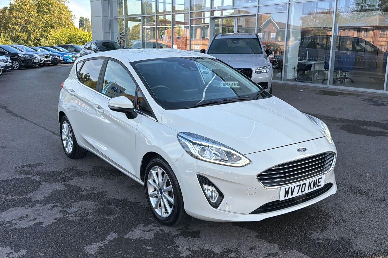 Ford FIESTA Photo 39