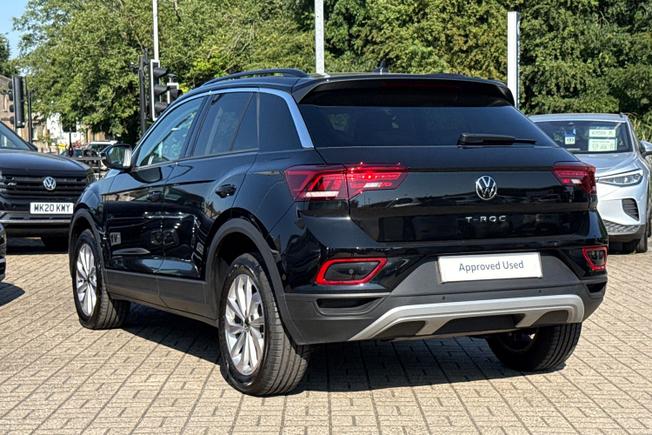 VOLKSWAGEN T-Roc Photo 34