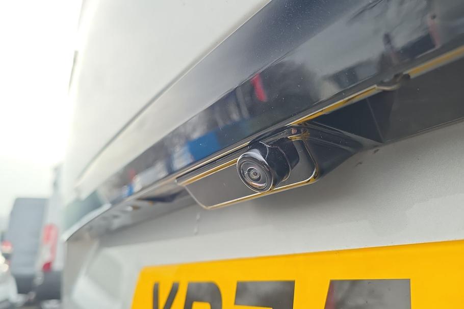 Used Ford TRANSIT CUSTOM YP75JHF 26