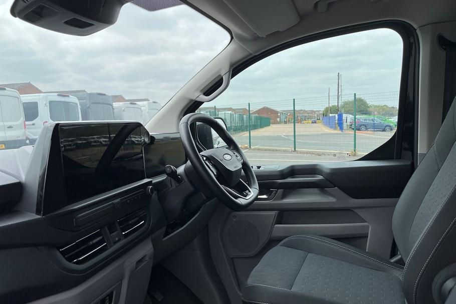 Used Ford TRANSIT CUSTOM AK75RDU 3