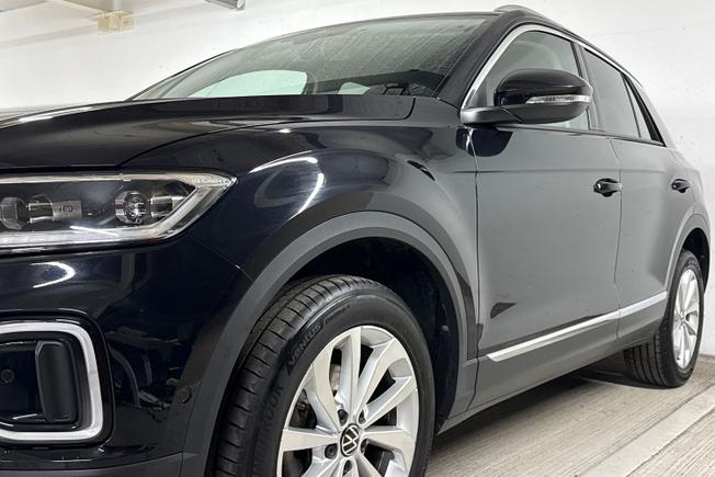 VOLKSWAGEN T-Roc Photo 30