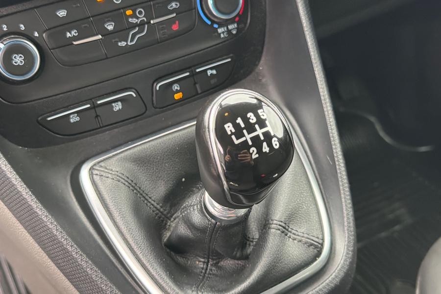Ford TRANSIT CONNECT Photo autoimg-b2b370ebe8062cbf649831801735a2744d539117.jpg