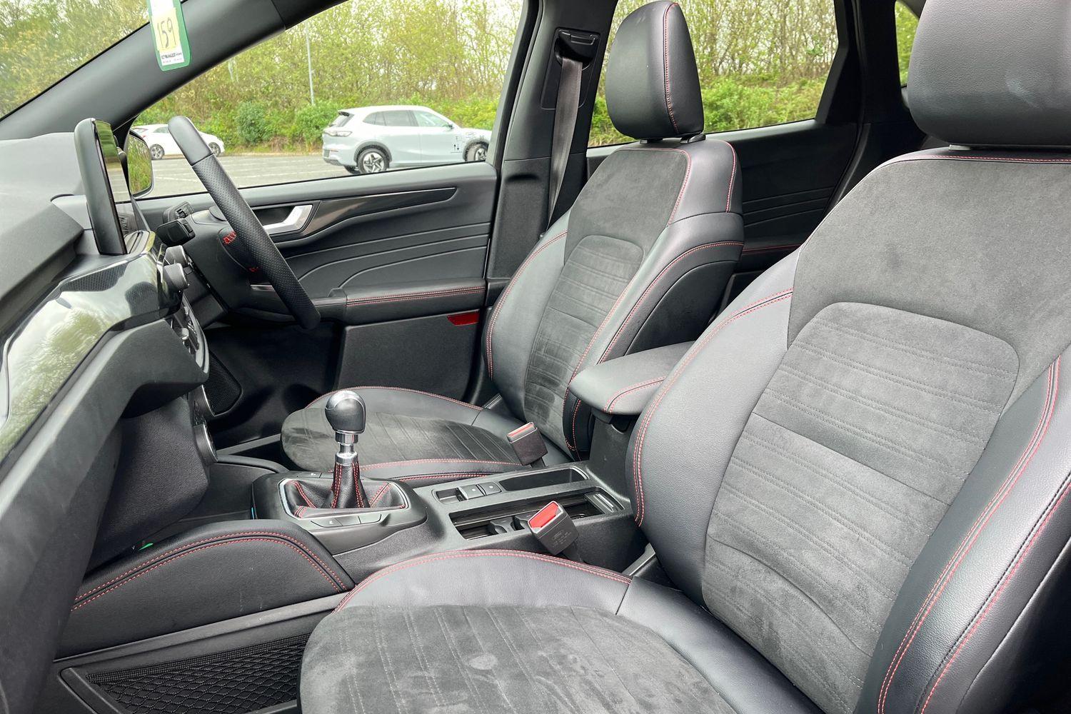 Ford KUGA Photo 18