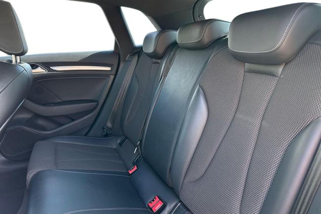 AUDI A3 Photo 9