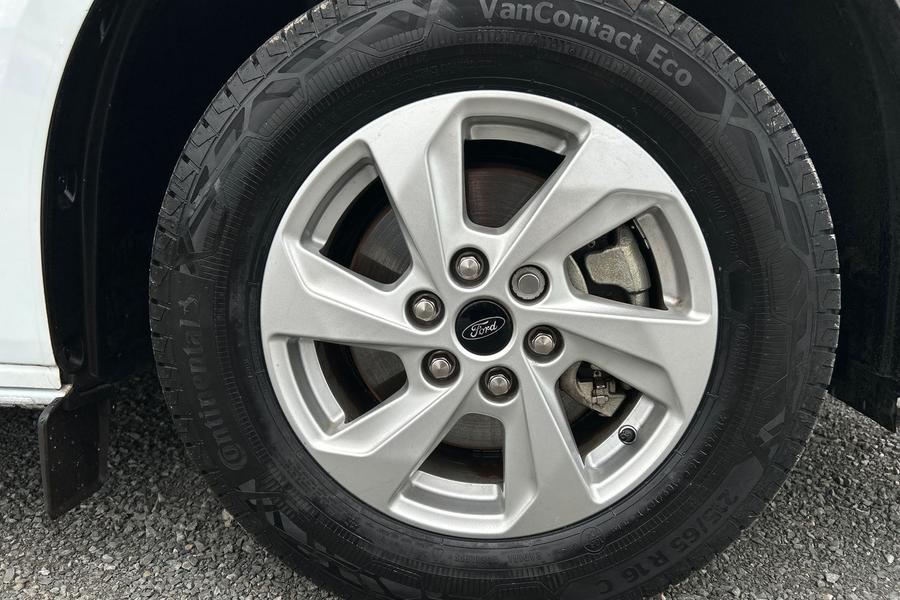 Ford E-TRANSIT CUSTOM Photo autoimg-b2bfd1fb9b2d71cf92b977fde21caae359e90e3d.jpg