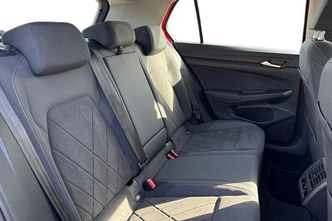 VOLKSWAGEN Golf Photo 9