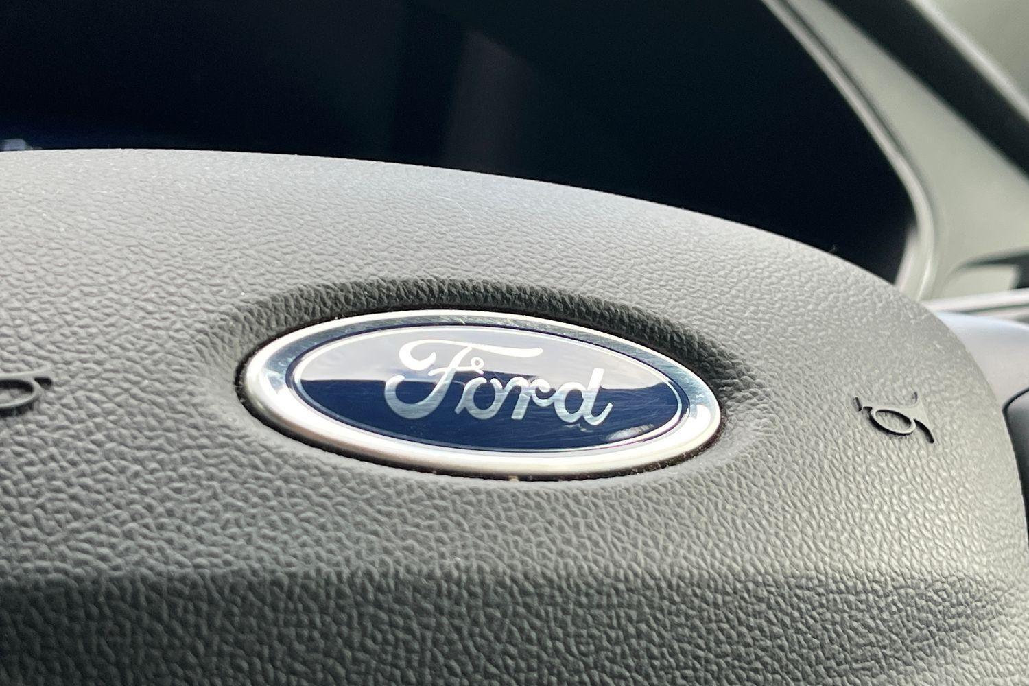 Ford Kuga Photo 39
