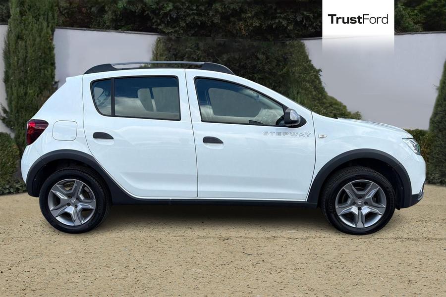 Dacia Sandero Stepway Photo autoimg-b2c8e82aeead27124c4f9e2b7ca4fe3edc2f034e.jpg